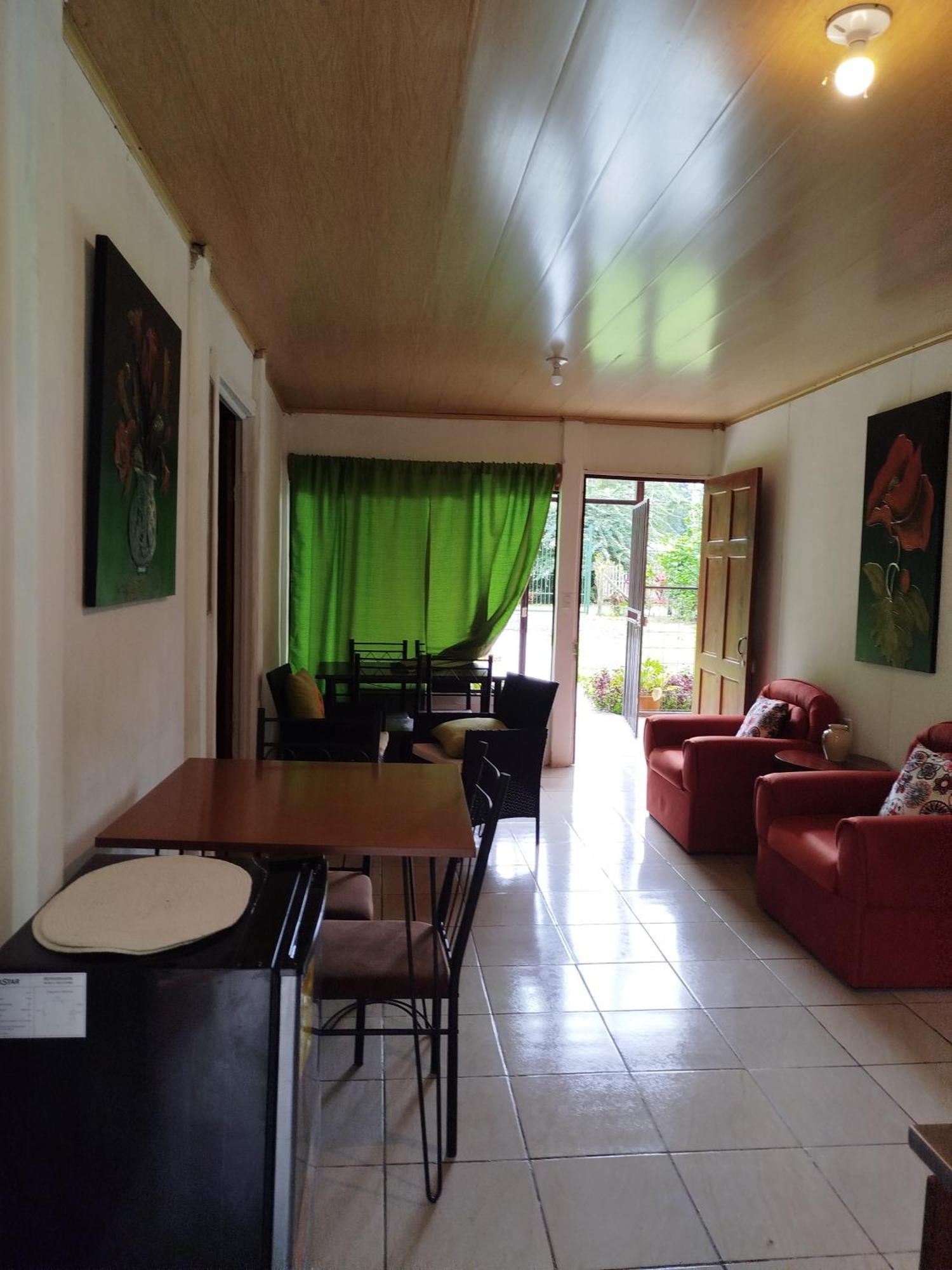 Paraiso Verde Siqurres Da Alegria Rum bild